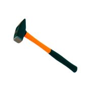 Молоток Вихрь 600гр фиберглассовая рукоять 73/6/8/6